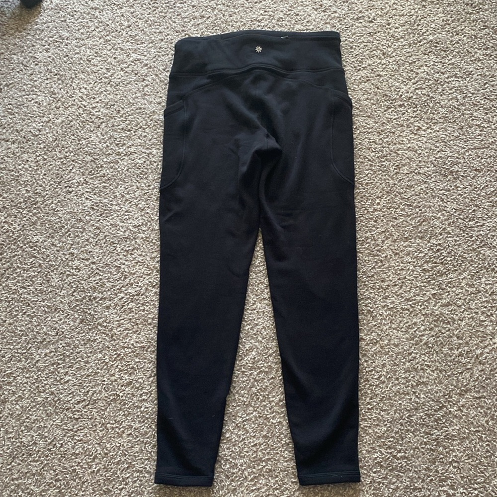 Athleta altitude stash right in polartec powerstretch. SZ Medium
